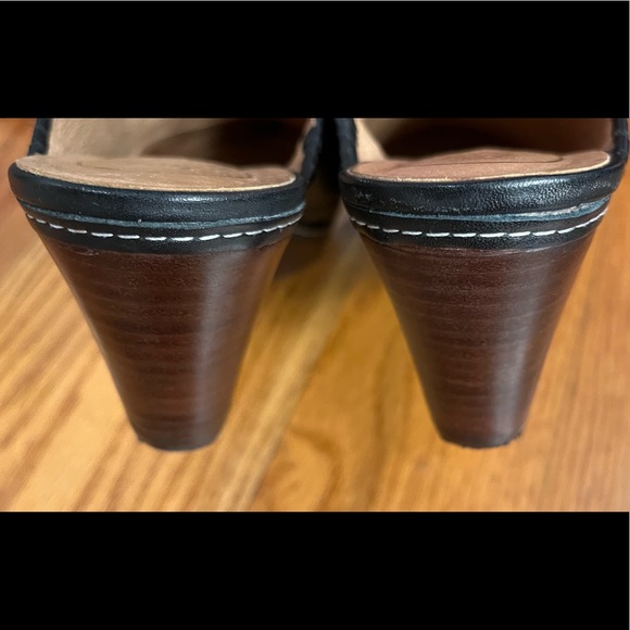 EUC Jack Rogers Wedge Mule, Black - Picture 4 of 5